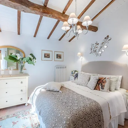 Villa Authentic Tuscan Getaway In