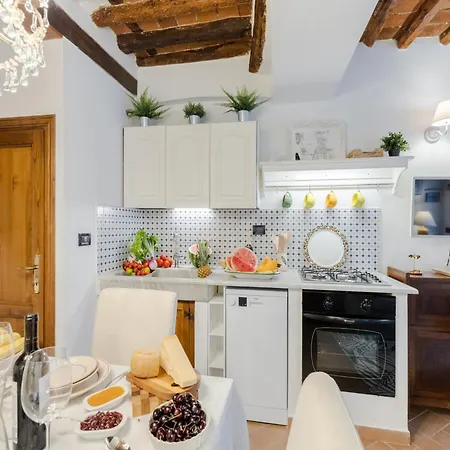 Villa Authentic Tuscan Getaway In Vorno